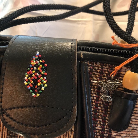 Cute little basket type shoulder bag 12.5x8” - 11” drop - Picture 5 of 13